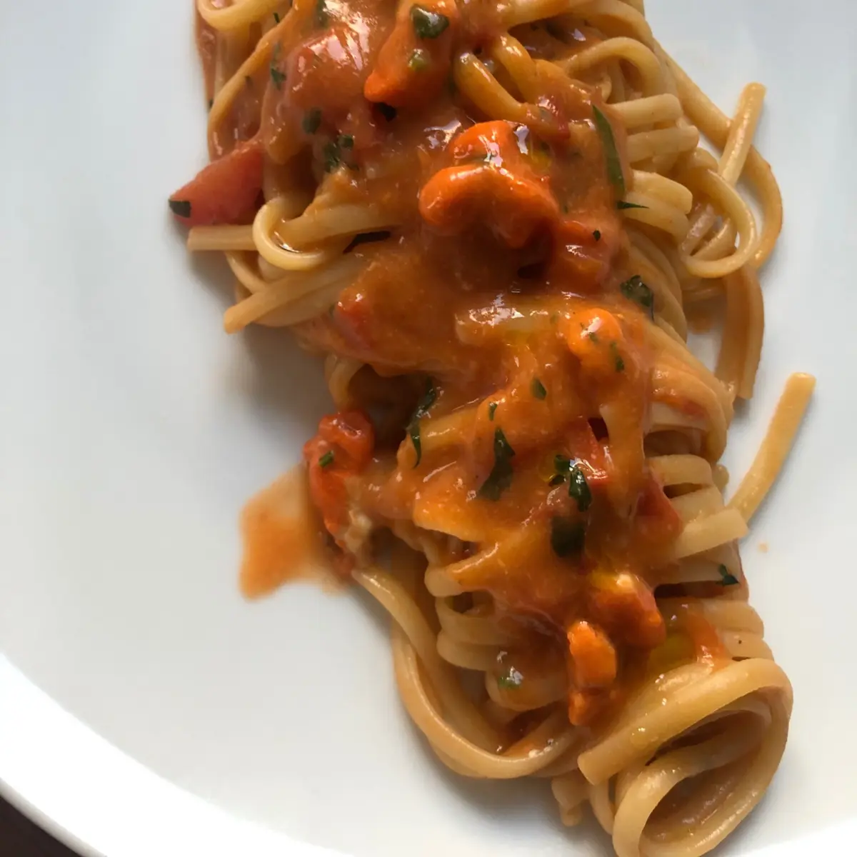 creation thumb for One pot linguine with scallop coral and bisque