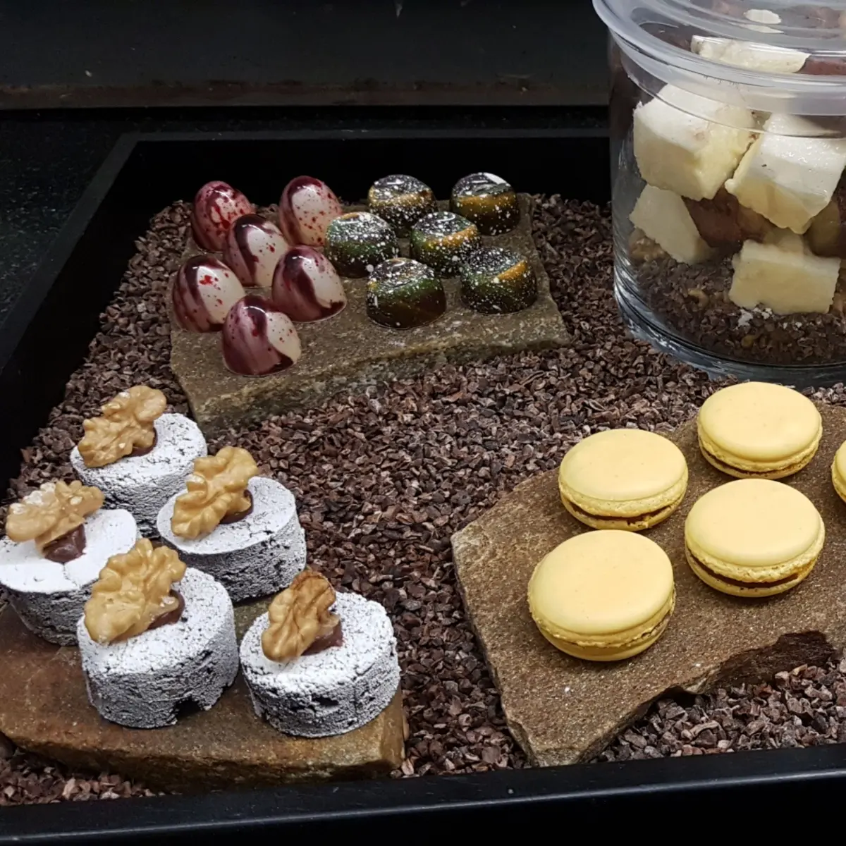 creation thumb for Petit Four