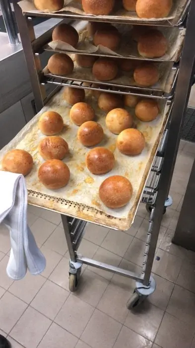 creation thumb for Brioche hausgemacht nur im Schloss bottmingen jeden Tag frisch zu haben :D