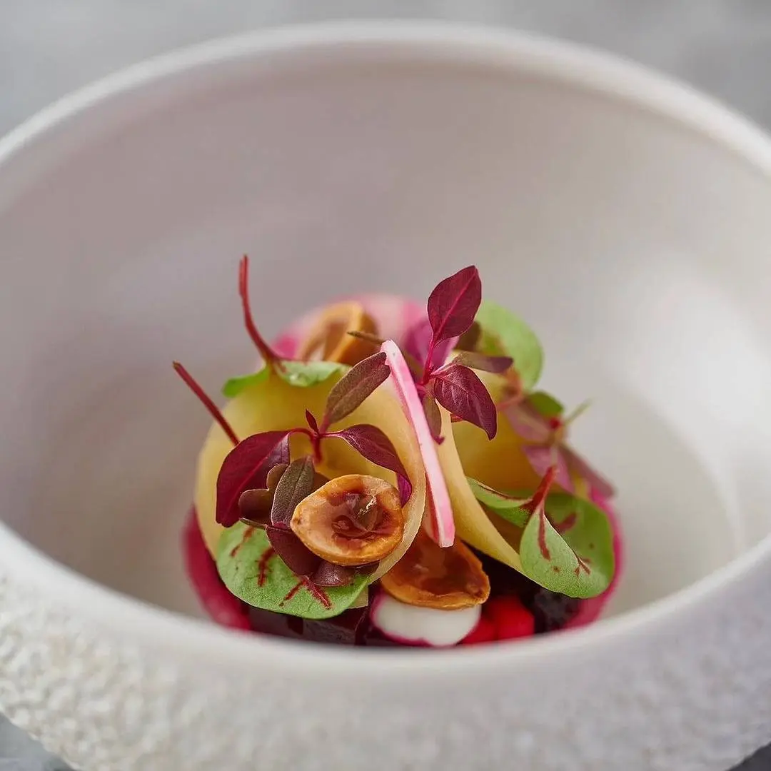 creation thumb for Beetroots, hazelnut, horseradish & smoked olive oil