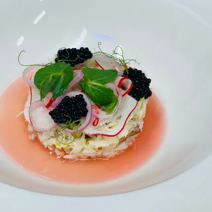 creation thumb for Fresh crab meat , radish consommé pickle radish and shallot