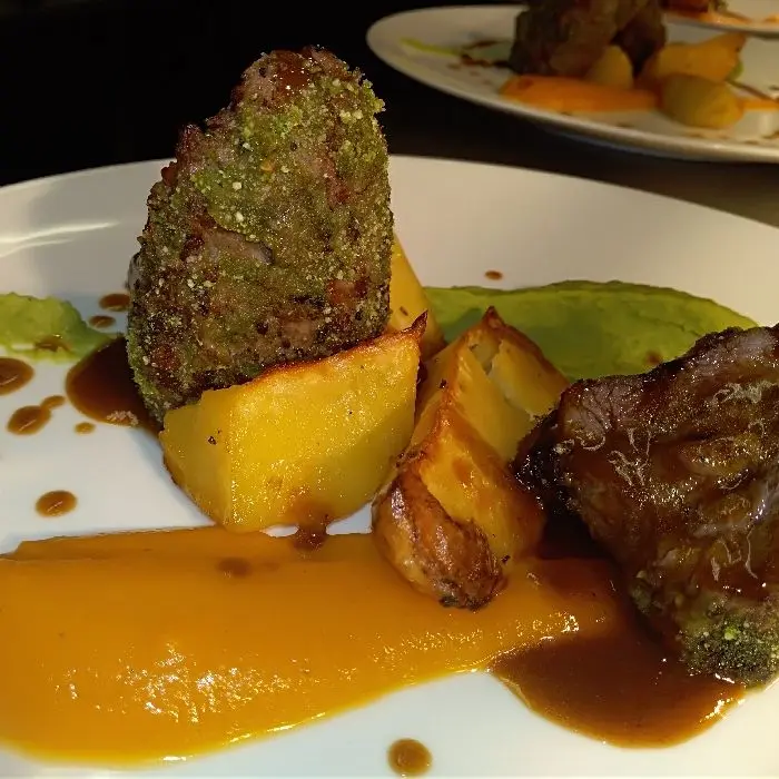 creation thumb for Beefsteak in green coat with peas puree,butternut puree and baked potato