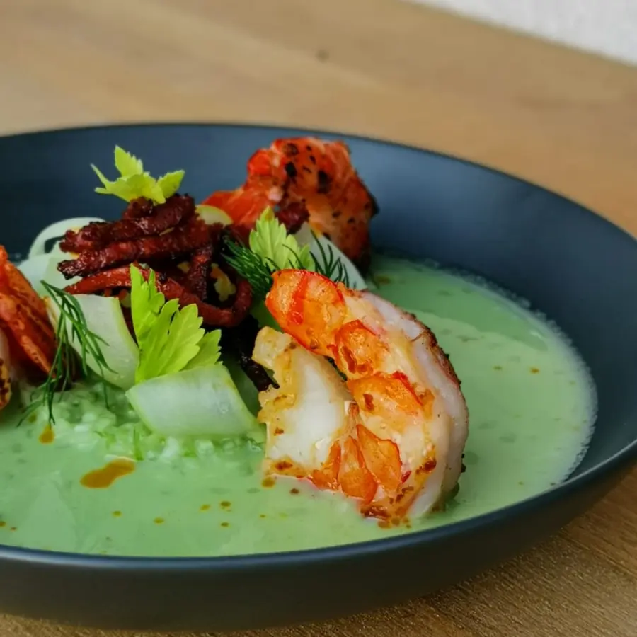 creation thumb for Gazpacho Verde, gambas, Sellerie, chorizo