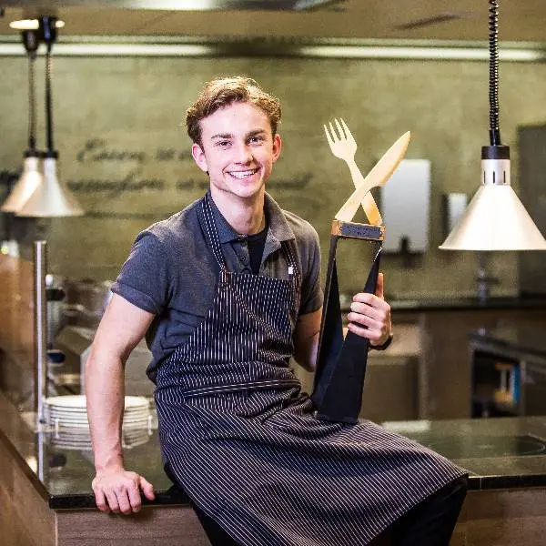 creation thumb for Feuerberg-Lehrling Christoph Guggi ist „Falstaff Young Talent 2019“