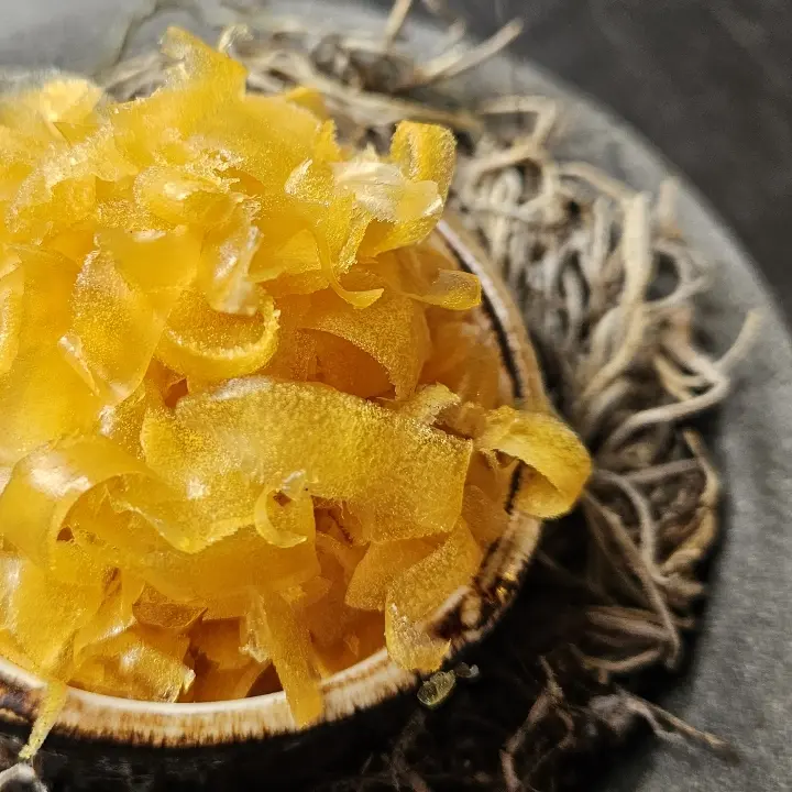 creation thumb for Smoked egg yolk flakes 🥚
