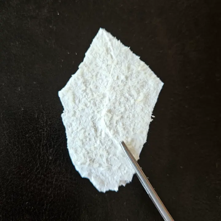 creation thumb for Meringue coconut crisp