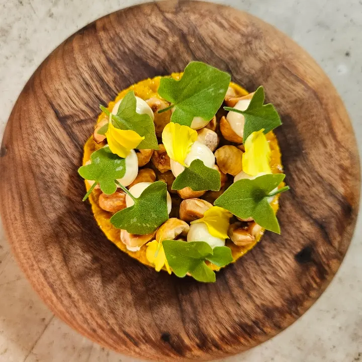creation thumb for Roasted pumpkin tartar with hazelnuts and ginger