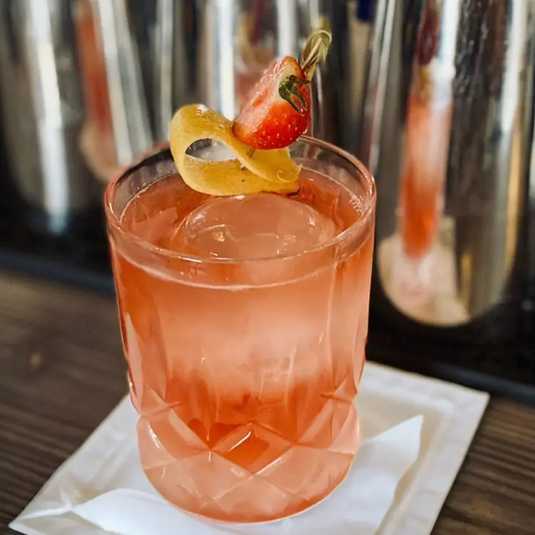 creation thumb for Sebi's Summer Negroni