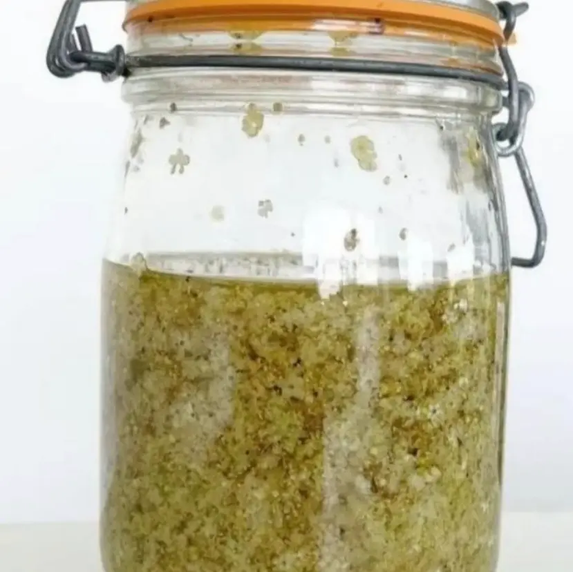 creation thumb for Elderflower Infused Vinegar