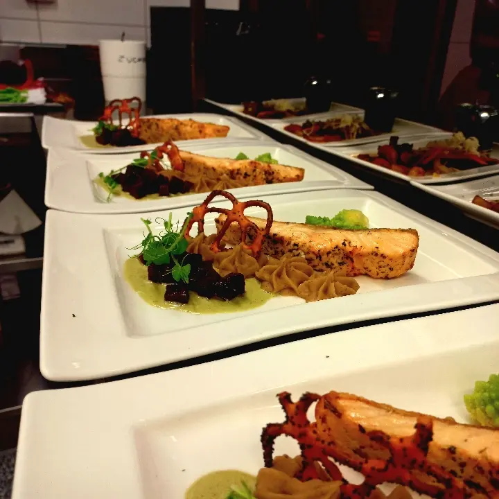 creation thumb for Wild salmon fillet with marooni puree and vegetables
