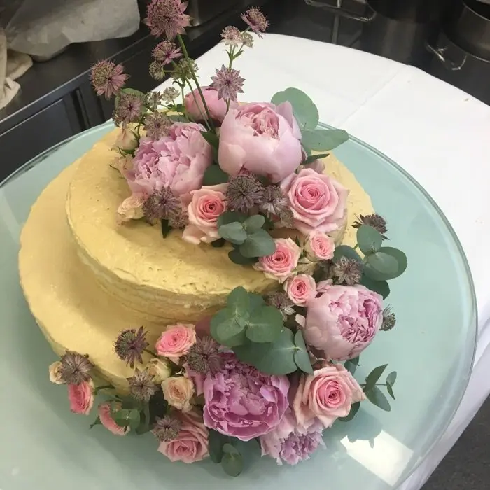 creation thumb for Wedding naked cake
