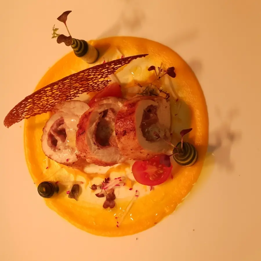 creation thumb for Chicken roulade butternut squash puree