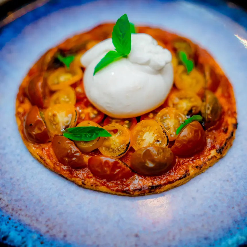 creation thumb for Tomato tart with fresh burrata