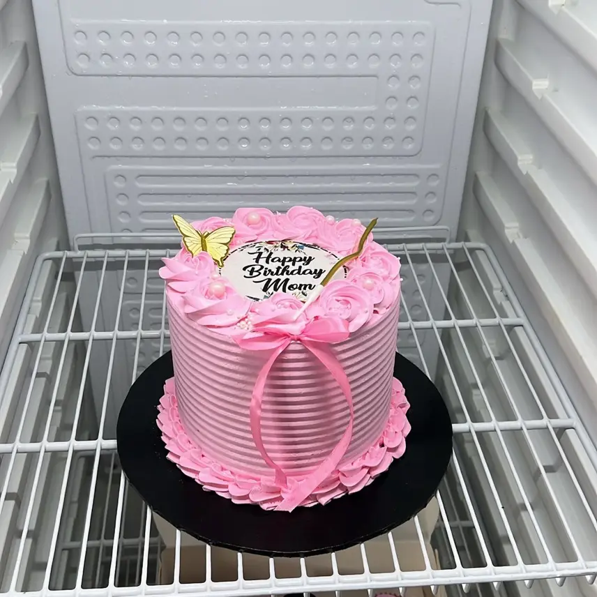 creation thumb for Chocolate cake covered with butter icing