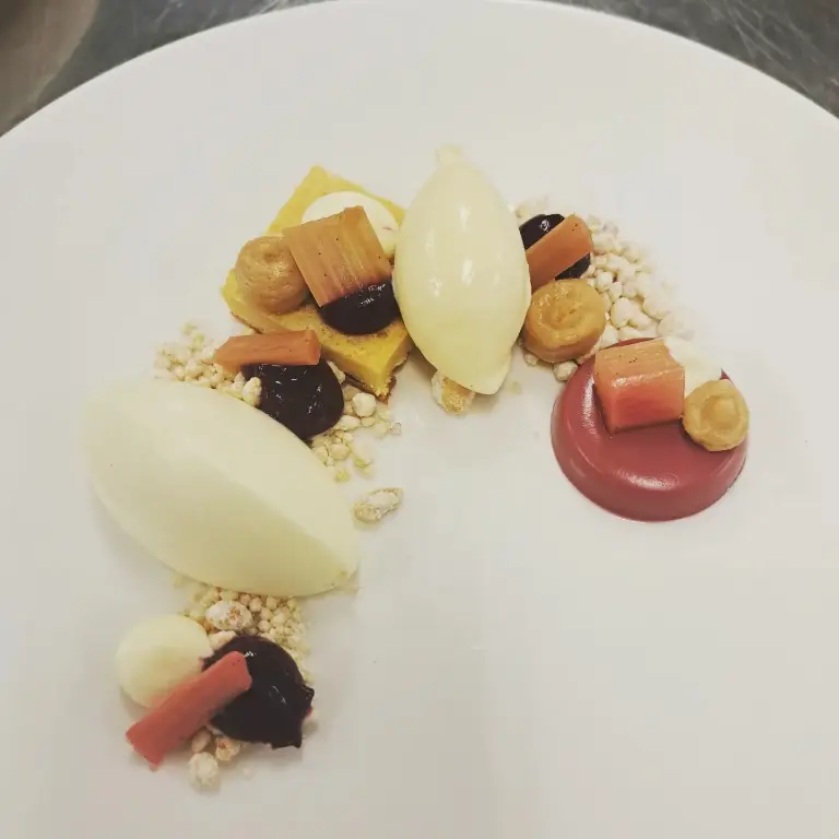 creation thumb for Rhubarb/peanut/white chocolate