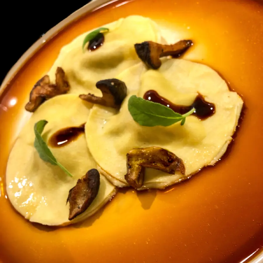 creation thumb for Pasta and beef consommé, shiitake mushrooms and balsamic dressing with truffle flavour