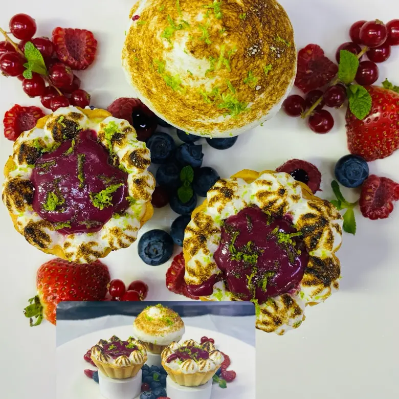 creation thumb for Lemon, blueberry and meringue tart