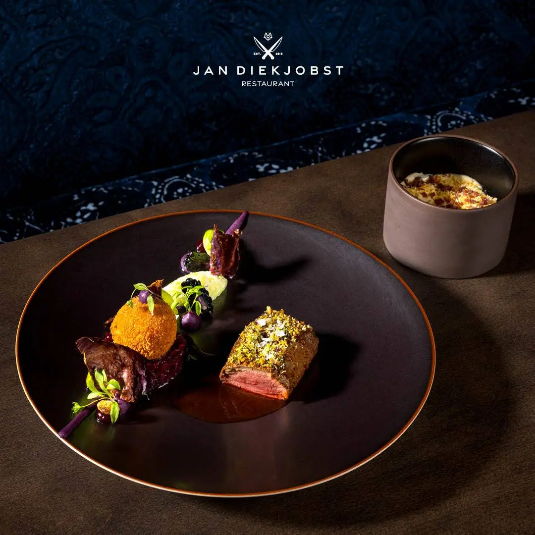 creation thumb for deer | Cabbage | Cassis | Pistachio