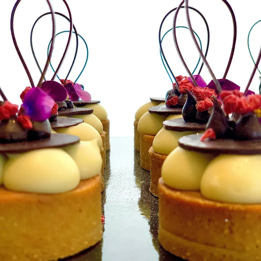 creation thumb for Caramelia cremeux white chocolate namelaka tart