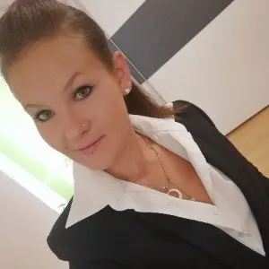 Anna Ladurner