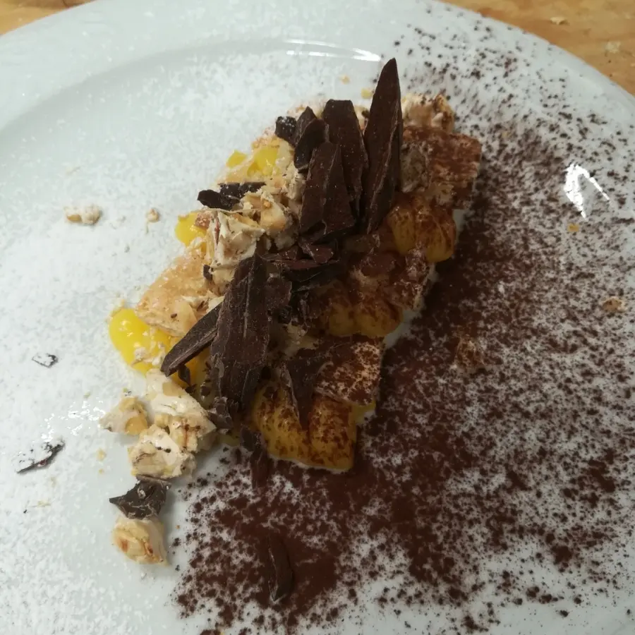 creation thumb for Millefoglie torroncino e cioccolato con crema Cointreau 👍