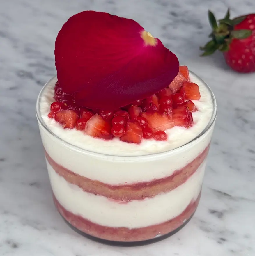 creation thumb for Strawberry tiramisù
