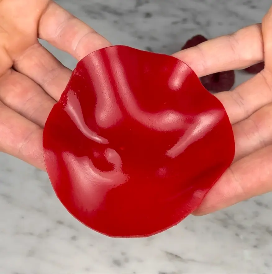 creation thumb for Raspberry veil