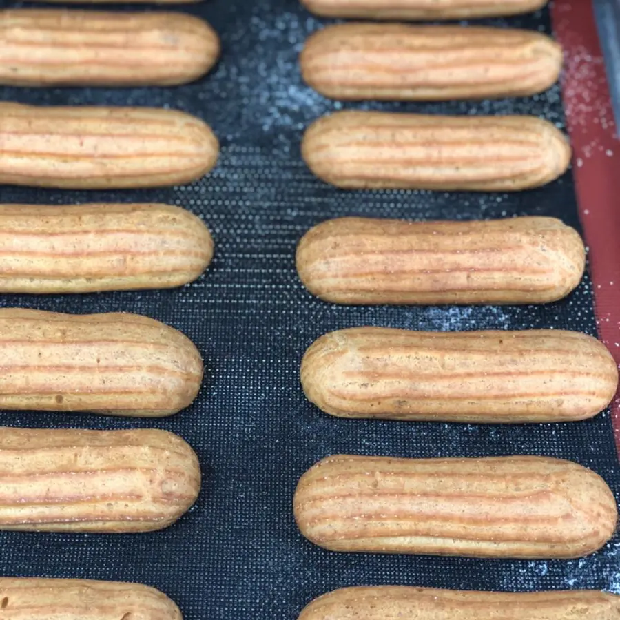 creation thumb for Amazing eclair