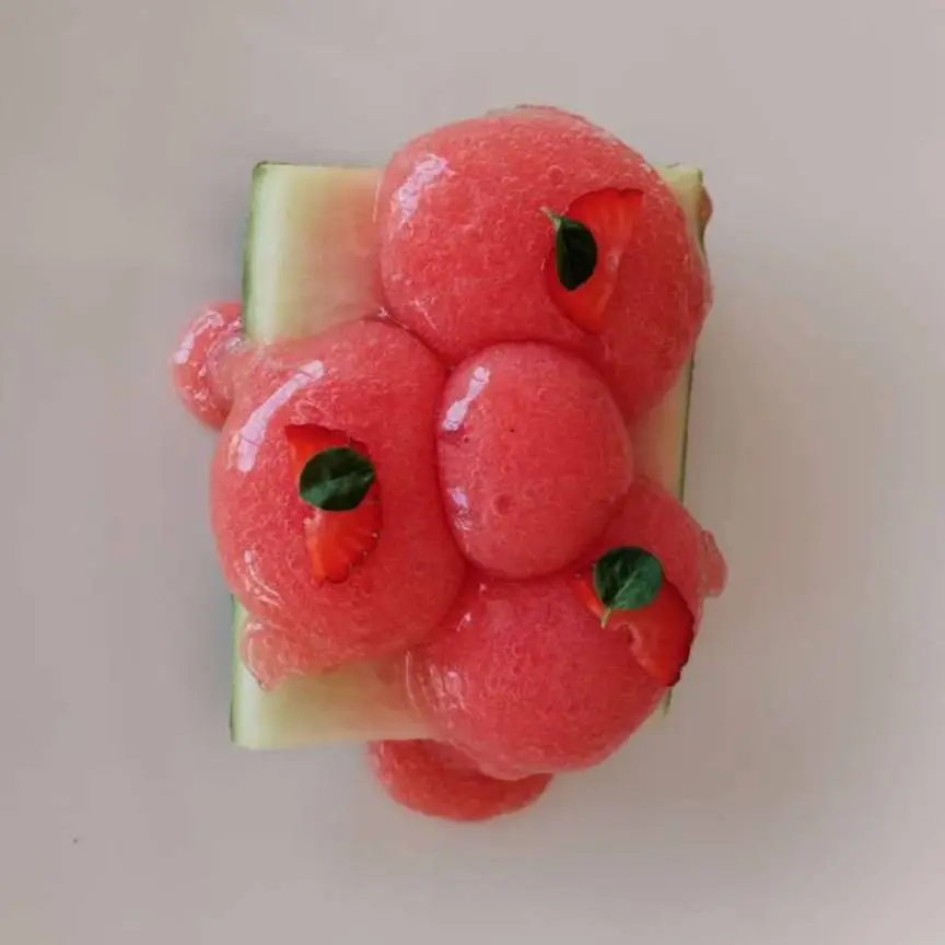 creation thumb for Watermelon popping spheres 🍉