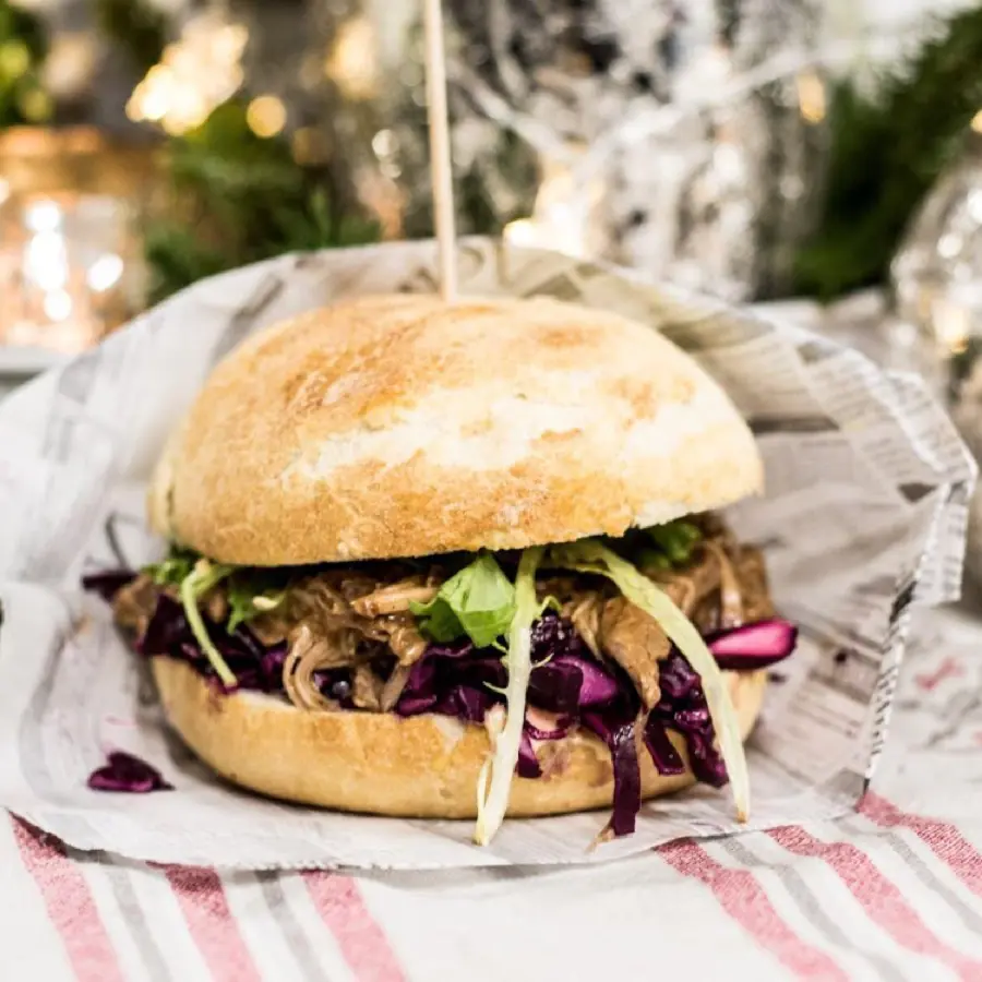 creation thumb for Pulled Goos Burger