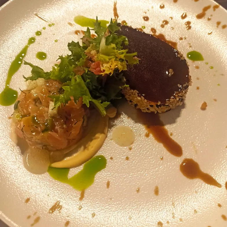 creation thumb for Sesame and coconut tartlets with salmon tartare and ponzu