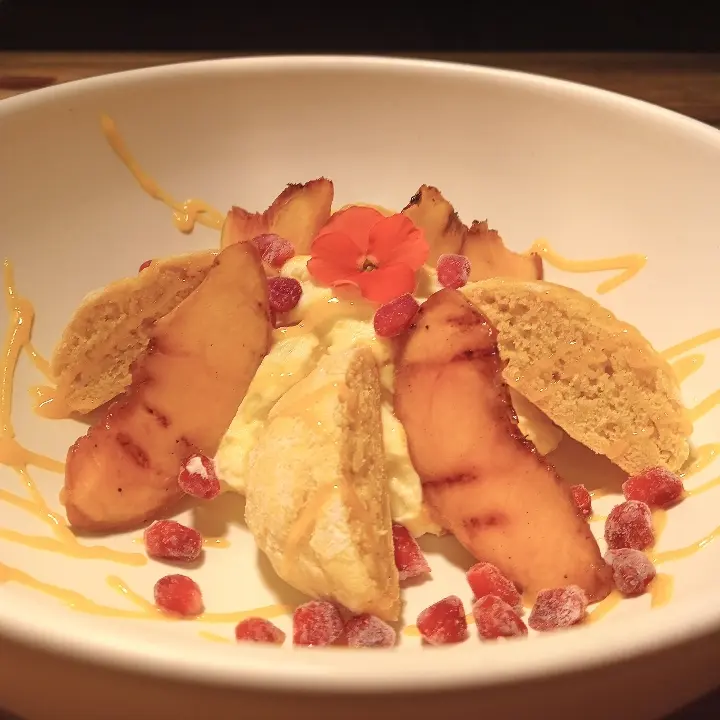 creation thumb for Lemon curd / grilled peach cookie