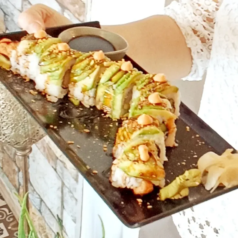 creation thumb for Dragon Roll