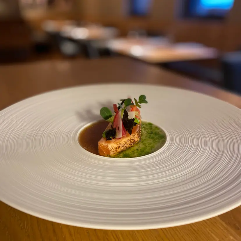 creation thumb for Faroe salmon | radish | Hijiki algae | Lemongrass
