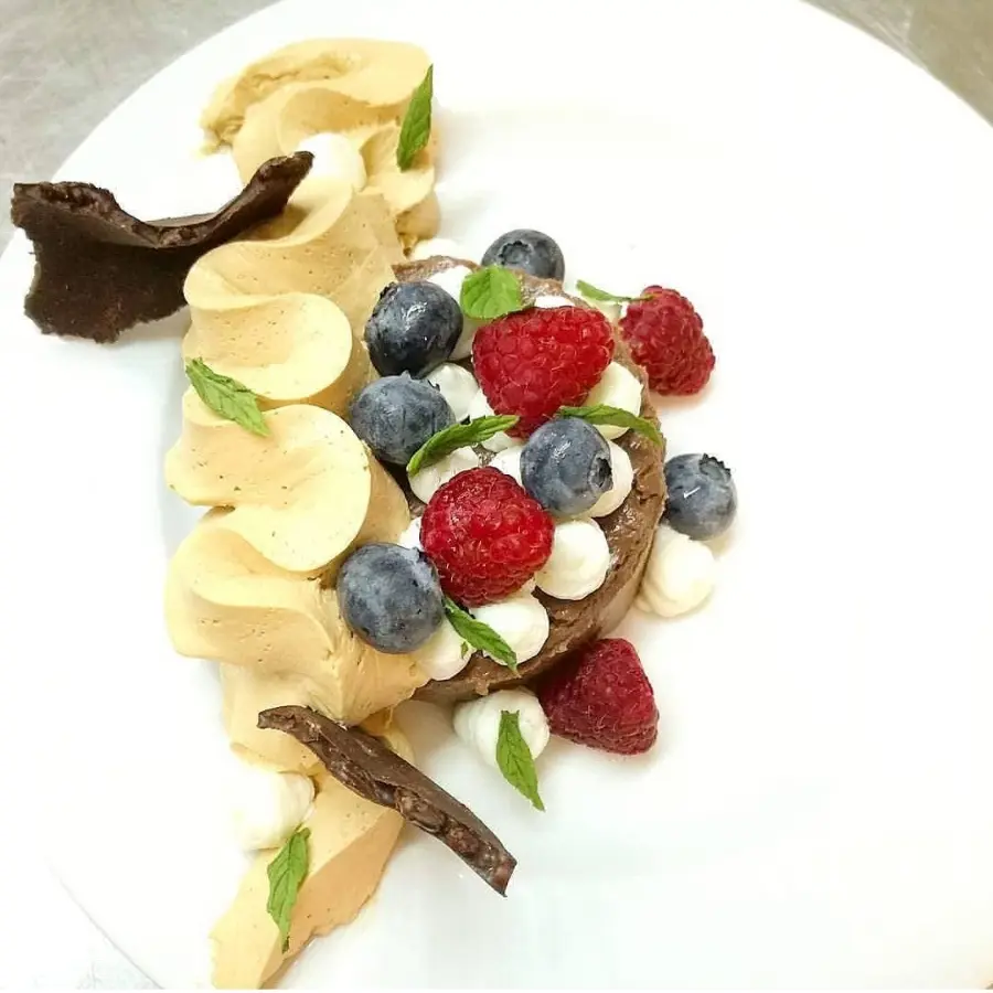 creation thumb for Chocolate mousse with caramel