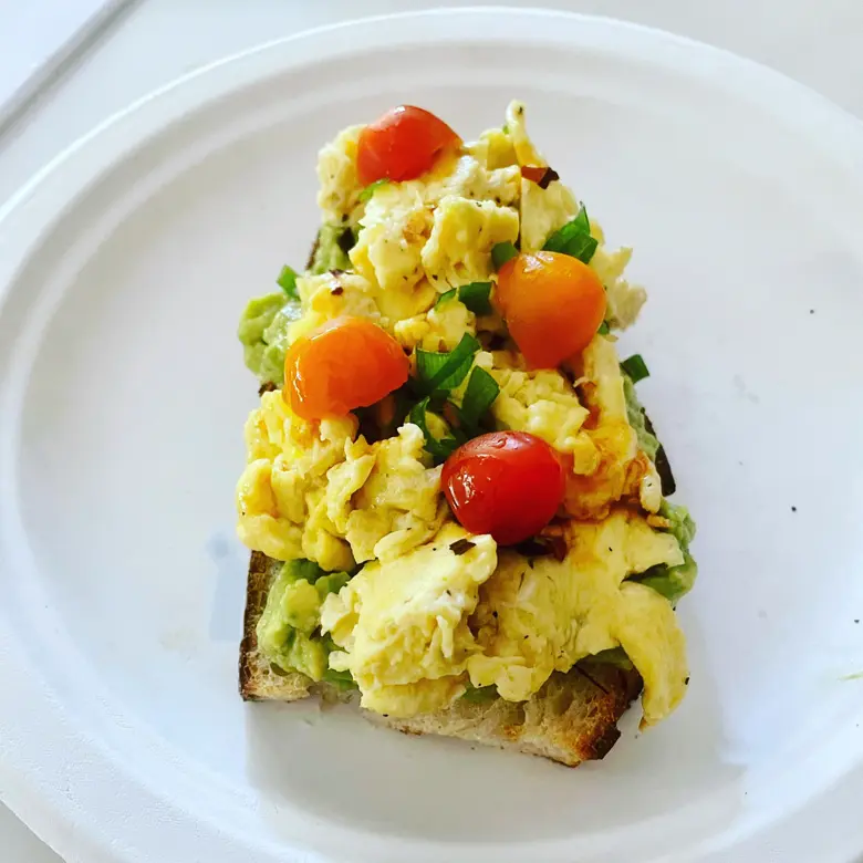 creation thumb for Avocado and egg toast with chives and cherry tomatoes