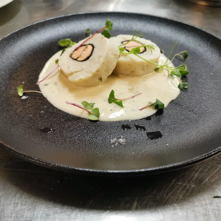 creation thumb for In this profile you can observe the formation of a novice cook. Now I'm 17 years old and I began my way. This and next year I will prepare for the Chef a'la Russe cooking contest. By the way, these are my first developments😋