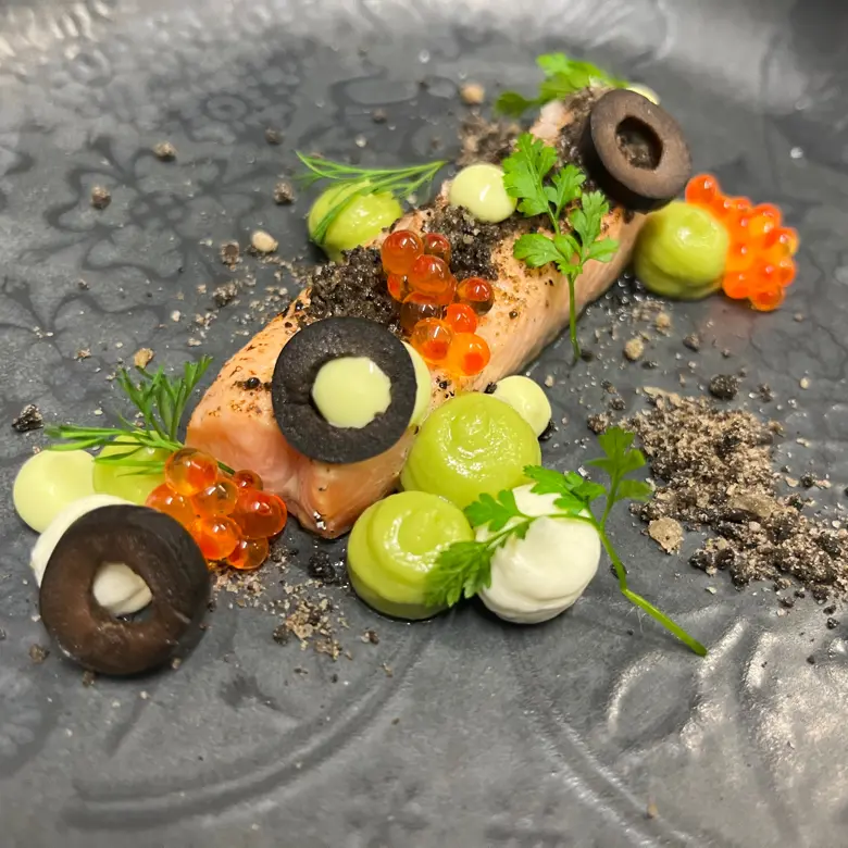 creation thumb for Lachsforelle.avocado.Kalamata Oliven.dill