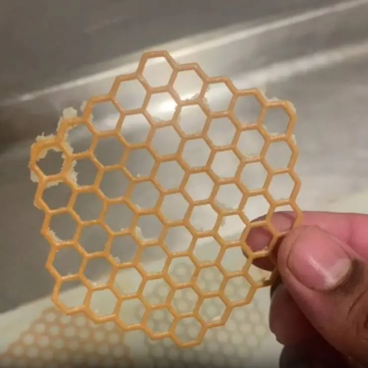 creation thumb for Honey tuile
