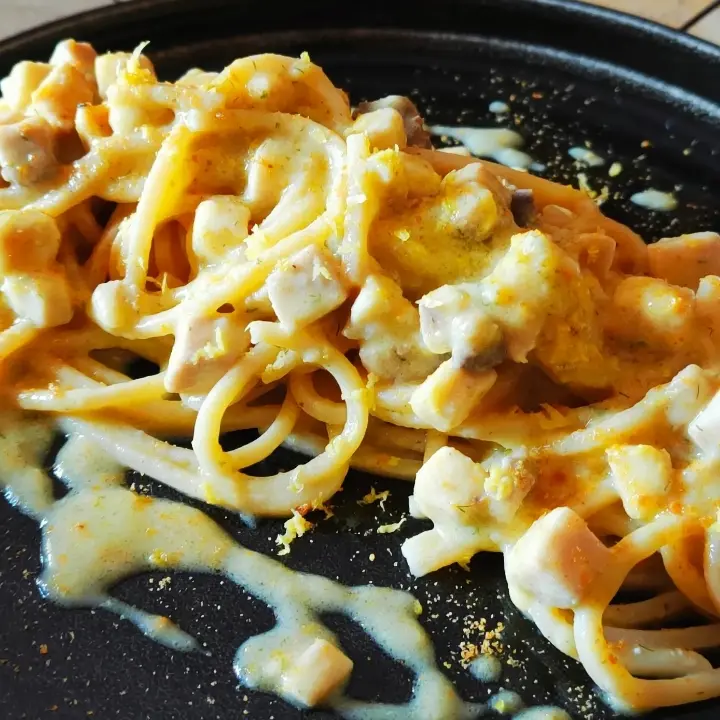 creation thumb for Square spaghetti with yellow cherry cream and swordfish