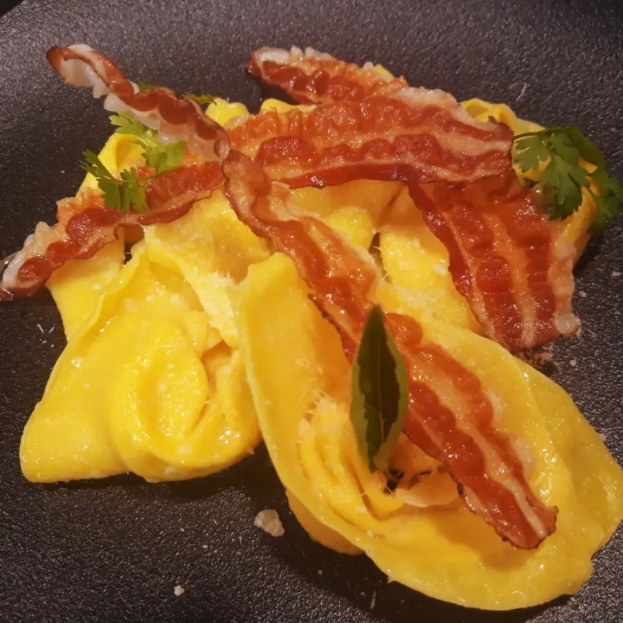 creation thumb for Carbonara Tasche/Parmesan/Bauchspeckchips