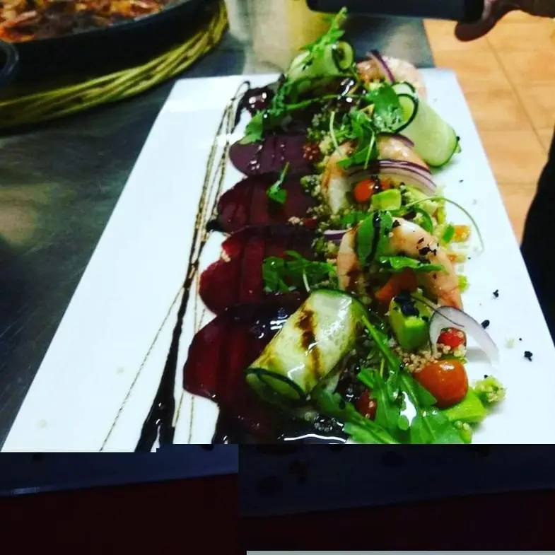 creation thumb for Ensalada de quinoa al remolacha en soja y café