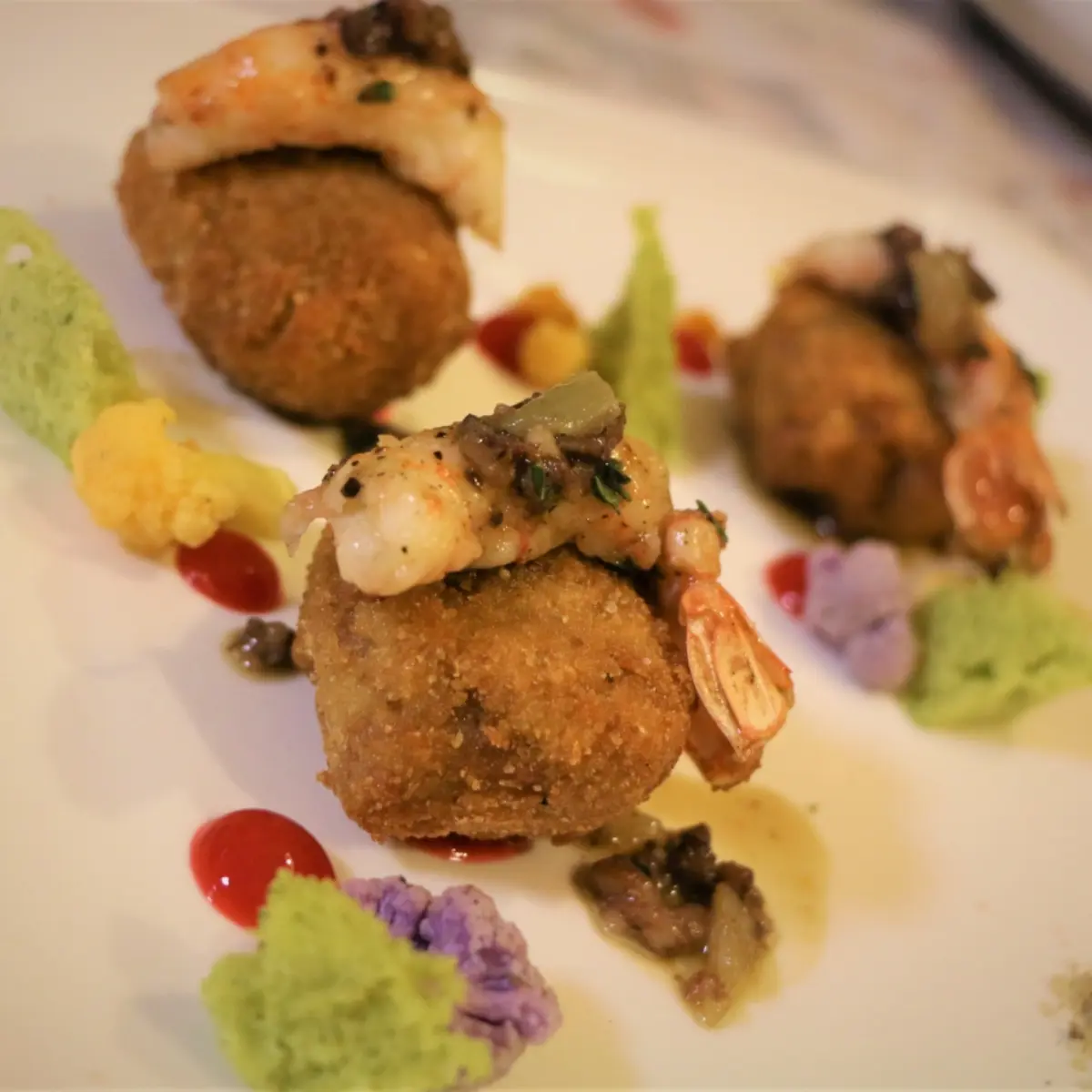 creation thumb for Animelle fritte, scampi, crema zucca e dressing al lampone.