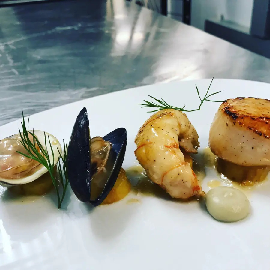 creation thumb for Clam Muscle Langostino Scallop White Wine Sauce Artichoke Purée