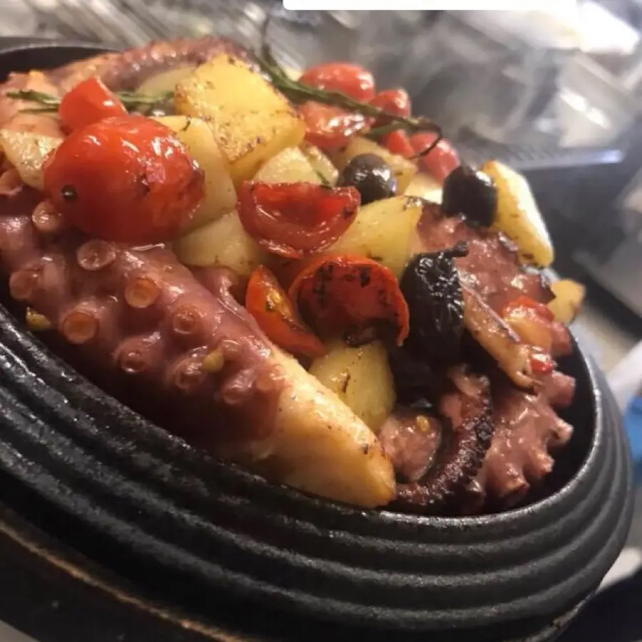 creation thumb for Il mio polpo alla piastra!👨‍🍳