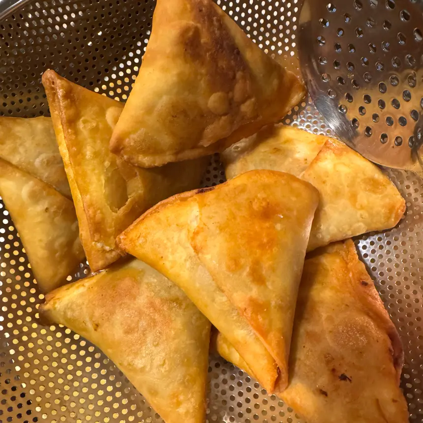creation thumb for South indian samoosa with sautéed chicken filling