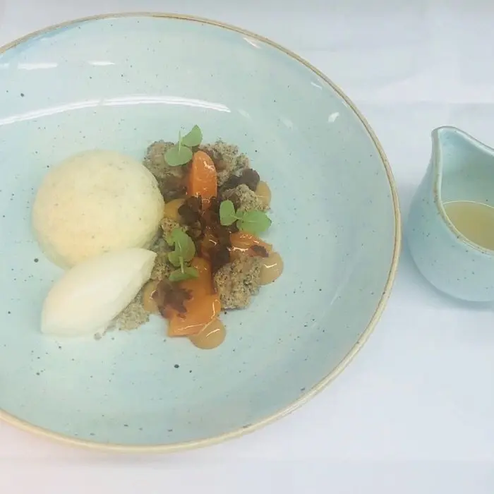 creation thumb for Eines unser neuesten Desserts im Restaurant TERRA - The Ritz-Carlton, Wolfsburg