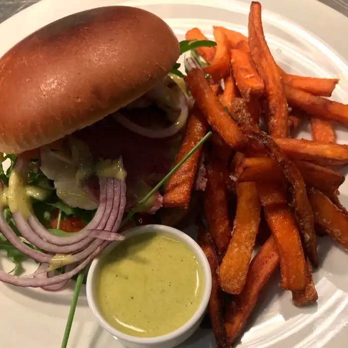 creation thumb for Surf &' Turf Burger @Seasons