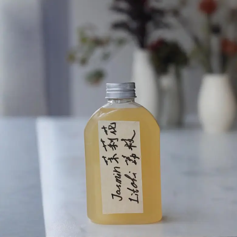 creation thumb for Fermentación - Kombucha de Raíz de Loto de Jazmín y Lichi