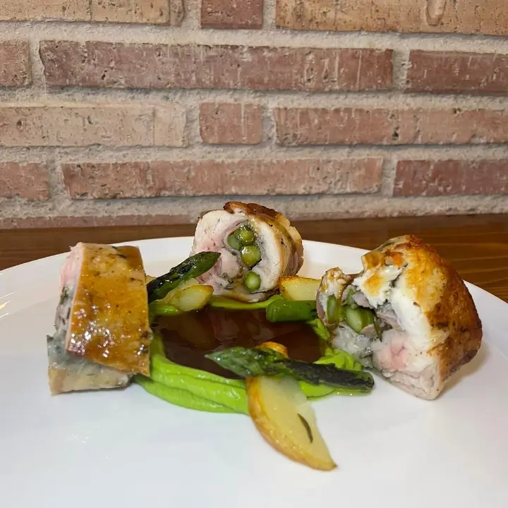 creation thumb for Rabbit roulade with homemade bacon
